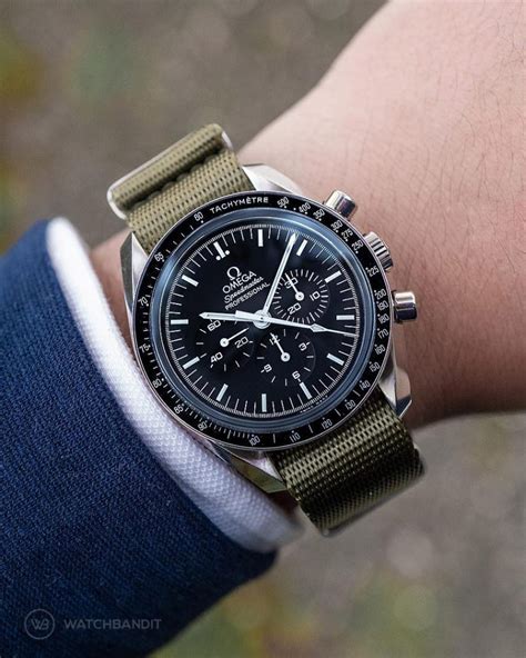 Omega Speedmaster strap size